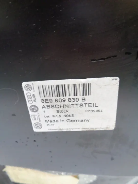 Vasen takalokasuoja OEM 8E9809839B Audi RS4 B7 image 4