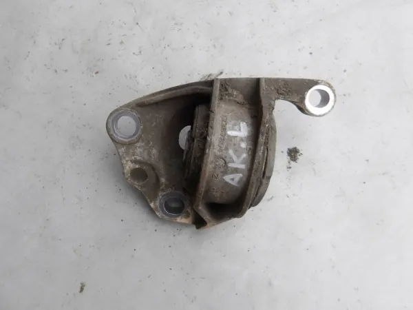 Opel Astra K achterbalkophanging OEM 13367394 image 2
