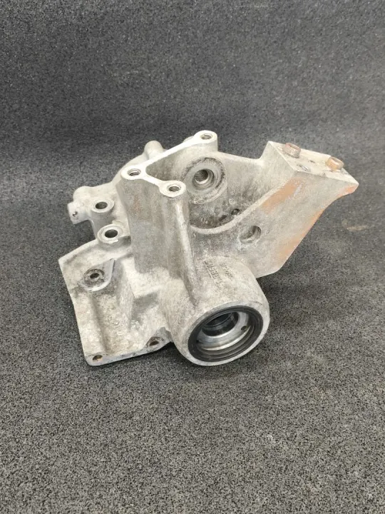 Brandstofpomp Aandrijving Behuizing OEM 51385075032 image 2