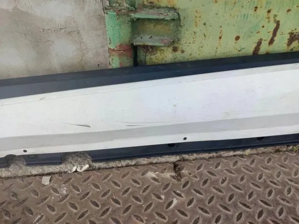 Cobertura de soleira esquerda BMW X6 OEM 7176233 - Usado image 5