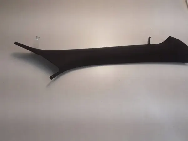 Moldura de pilar Volvo V40 OEM 31102346 - Usado image 3
