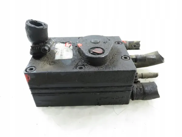 Reductor LPG BRC usado OEM 67R010254 - Genius Max image 3