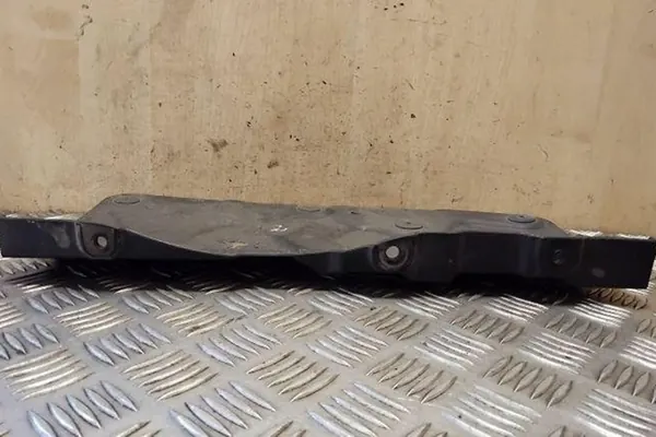 Moottorin suojus HYUNDAI IX35 2.0L diesel 2012 image 3