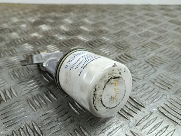 Mazda CX-9 Oljefilterhus OEM FOB55992 - Begagnad image 3