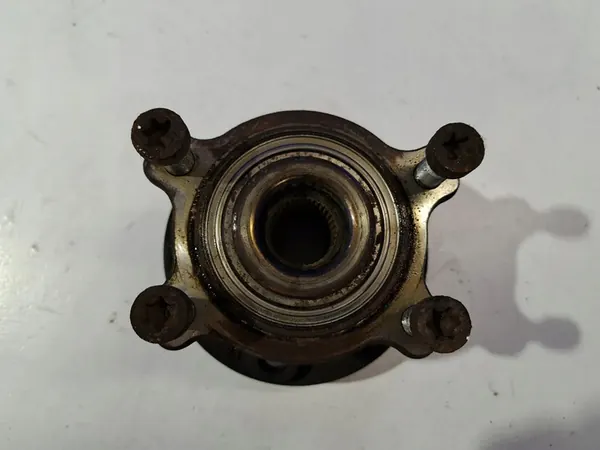 Snodo posteriore sinistro VOLVO S60 II 2.5L 2015 OEM 31360027 image 3