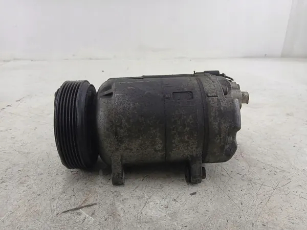 Compresseur A/C VW Golf IV 1J0820803G image 2