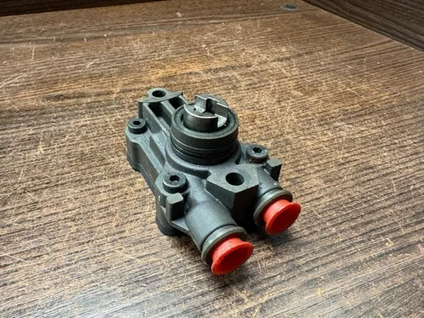 Mercedes-Benz Sprinter ruiskutusosat OEM A6110900350 image 5