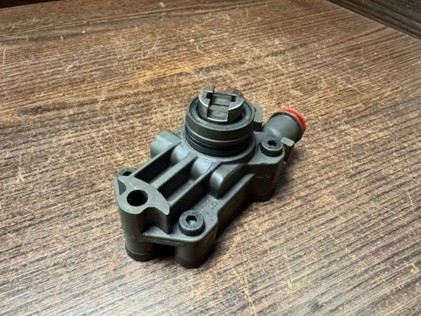 Mercedes-Benz Sprinter ruiskutusosat OEM A6110900350 image 6