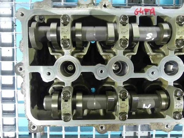 G4FA Cylinder Head Kia Venga 1.4 16V Hyundai IX20 image 8