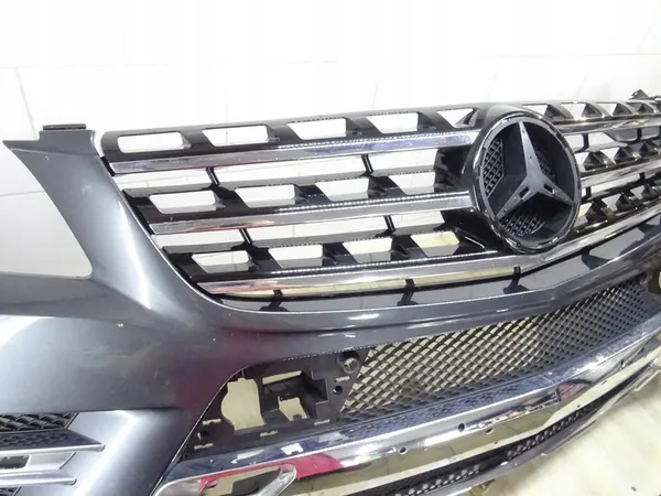 Parachoques delantero ML W166 AMG A1668854925 image 8