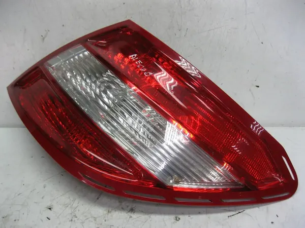 Rechter achterlicht A2049068402 Mercedes image 3