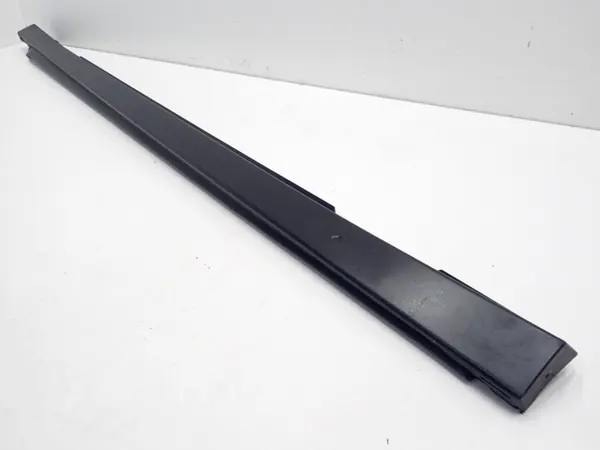 OEM 2GC853856A Oikea Kynnyssuoja VW T-Roc Cabriolle image 4