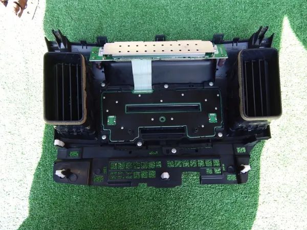 Mitsubishi Lancer VIII radio CD ventilatierooster OEM 8002A378XA image 3