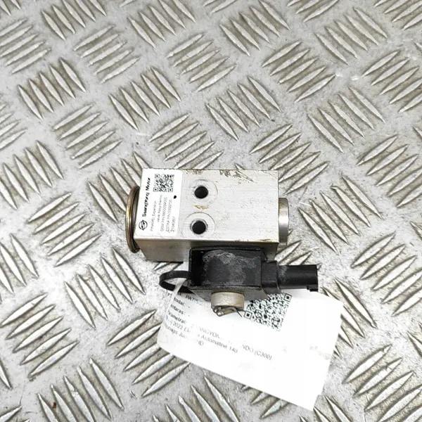 SsangYong Korando C300 AC-ventil OEM 6855039000 image 2