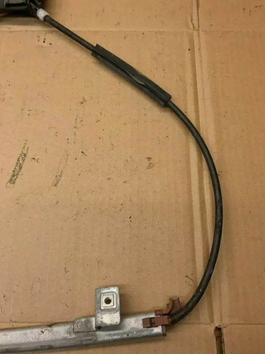 Volkswagen Golf II 1984 Oikea Ikkunannostin image 2