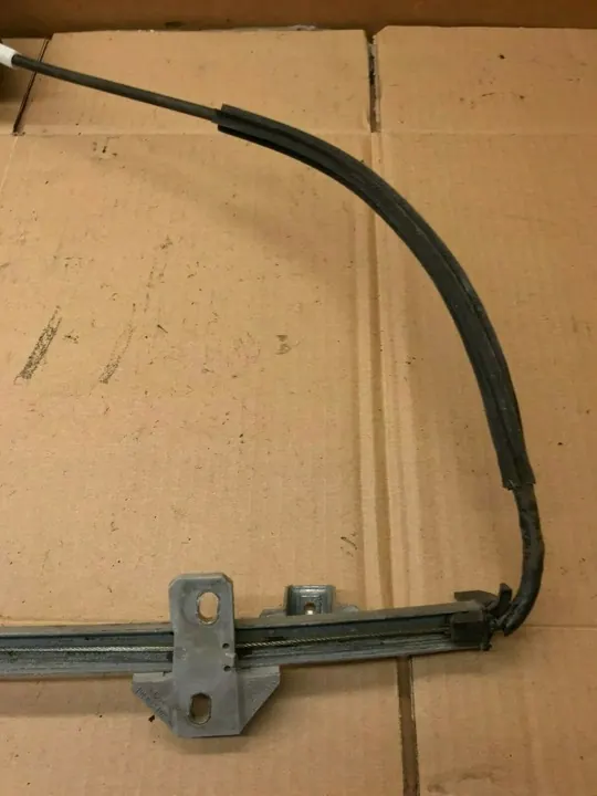 Volkswagen Golf II 1984 Oikea Ikkunannostin image 6