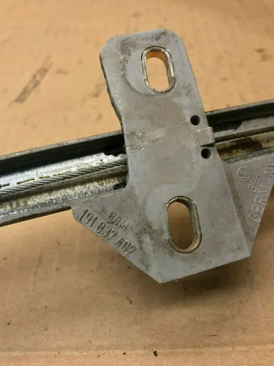 Volkswagen Golf II 1984 Oikea Ikkunannostin image 9