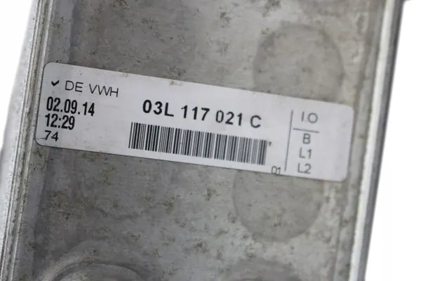 Kylare & Oljefilter OEM 04B115389B för VW 1.4 TDi image 4