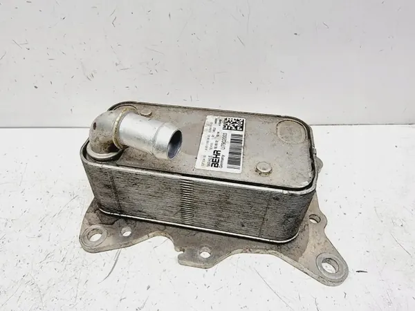 Arrefecedor de óleo usado OEM A6511800665 Mercedes image 2