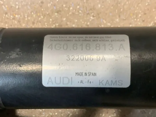 Audi RS6 C7 Pneumatisk Fördelare OEM 4G0616813A image 3