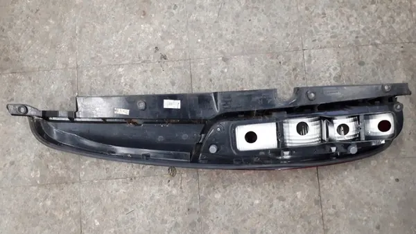 Mercedes-Benz OE A6398201564 Achterlicht image 6