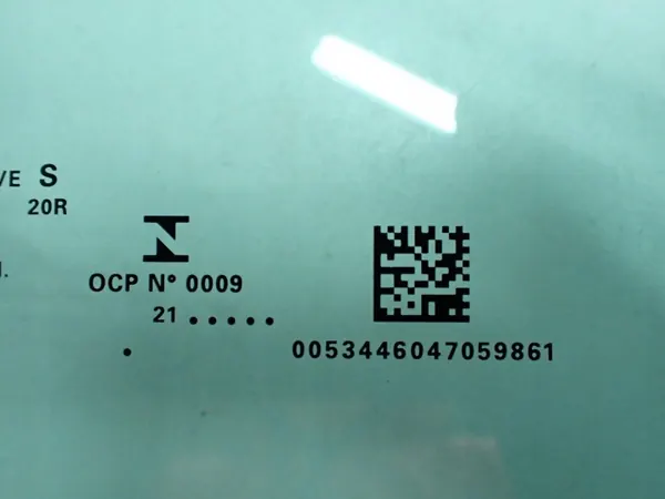 Vidrio Puerta Delantera Derecho OEM 53446047 - Jeep Compass image 3