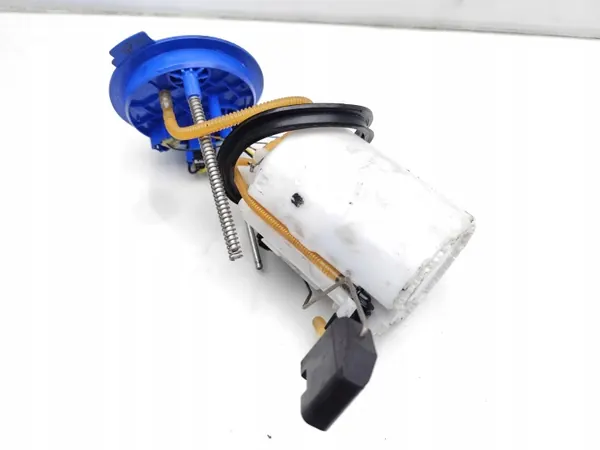Bomba de Combustible Skoda Kodiaq OEM 5QF919087Q - Usada image 4