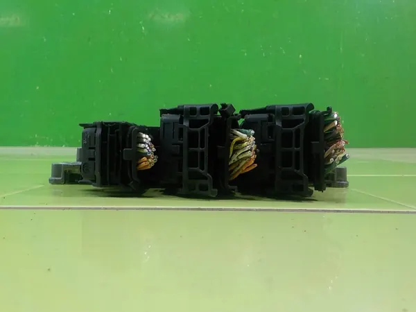 PEUGEOT 308 I CC Unità di Controllo Motore 9666104380 image 3