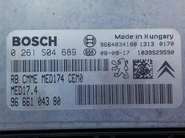 PEUGEOT 308 I CC Unità di Controllo Motore 9666104380 image 4