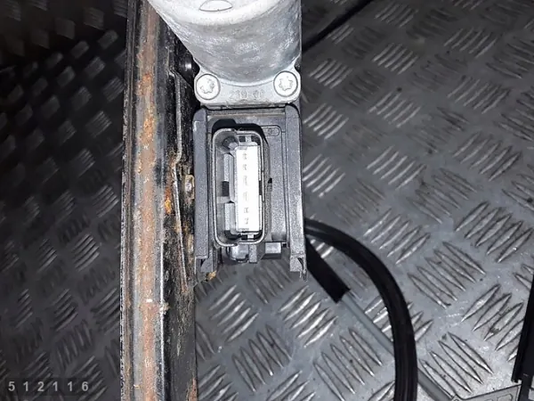 Regulador de ventana Citroen C5 OEM 128000782 image 3