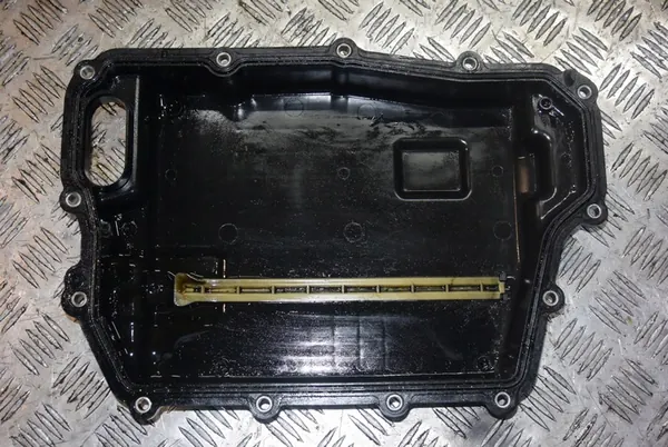 Carter d'huile de transmission Ford 8F35 image 2