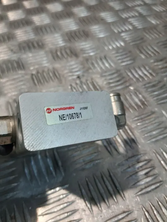 Norgren Pneumatikventil OEM 4031330 - Gebraucht image 3