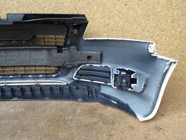 AUDI A3 8P Parachoques Frontal Completo LY9C image 10