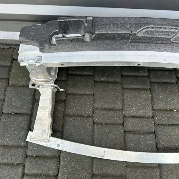 Porsche 992 voorbumper onderbalk OEM 992807108 image 3