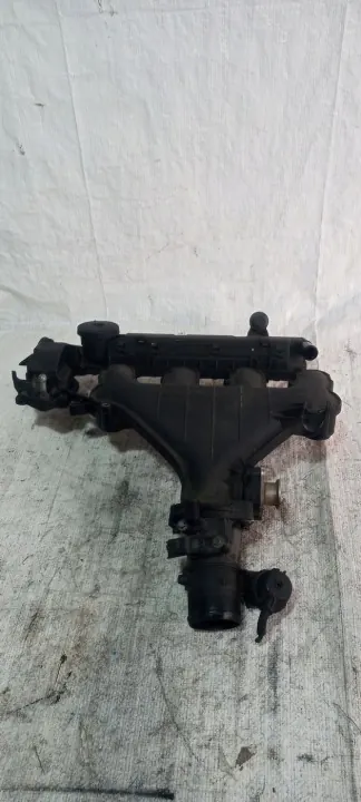 OEM 9662688980 Tapa válvulas colector admisión - Usado image 4
