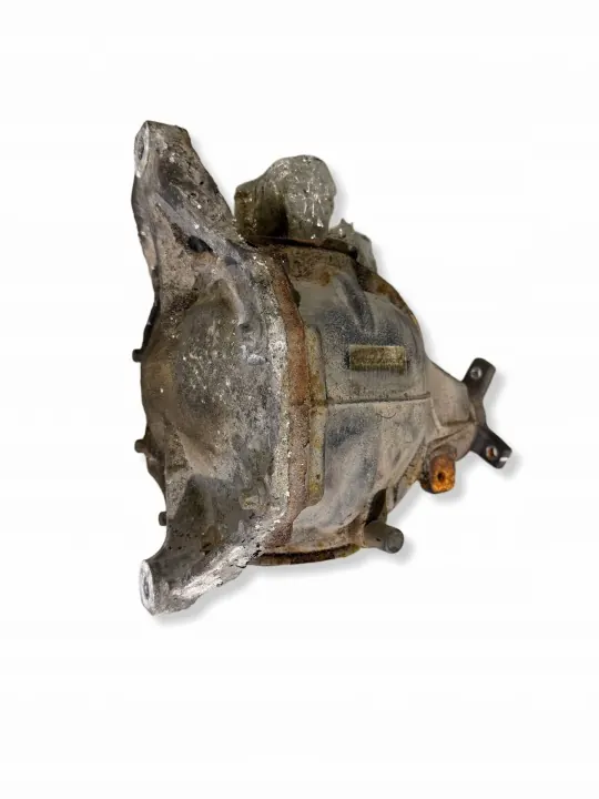 Mercedes E W212 2013 Bakre Differential 2123501104 image 2