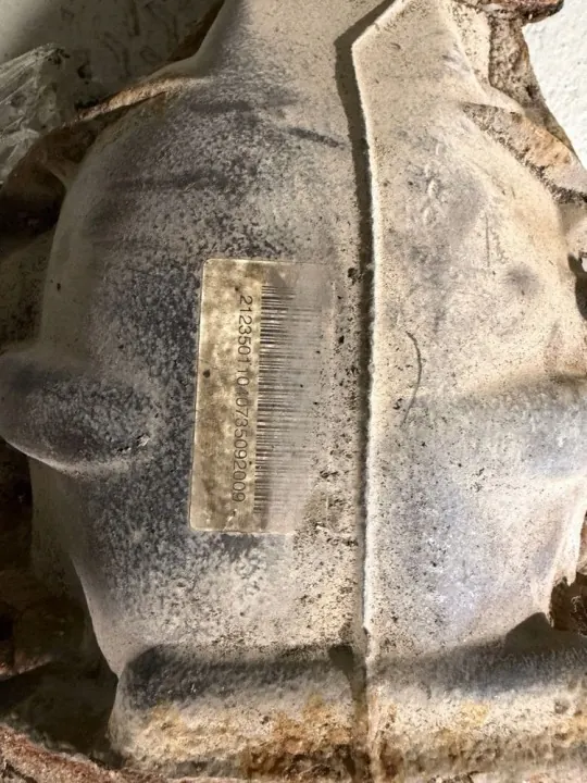 Mercedes E W212 2013 Bakre Differential 2123501104 image 5