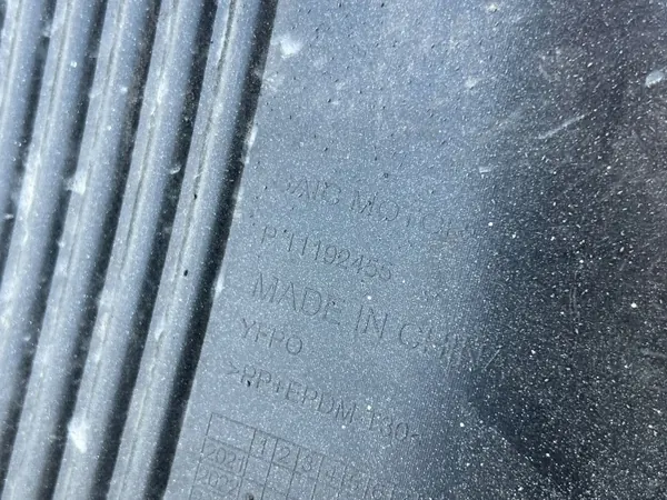 Para-choques Traseiro MG4 EV OEM 11192455 - Usado image 10