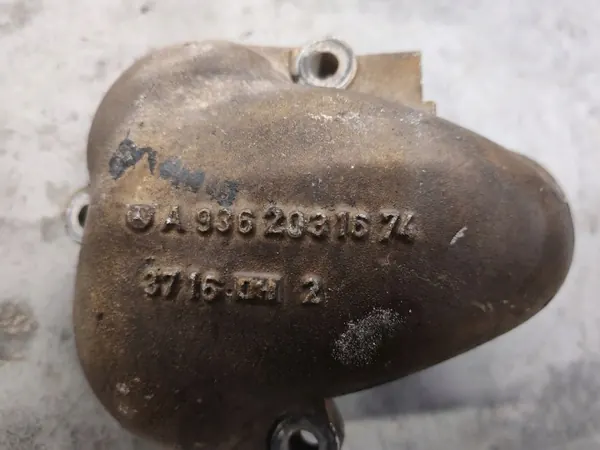 Carcasa Termostato OEM A9362032936 para Mercedes Atego image 5