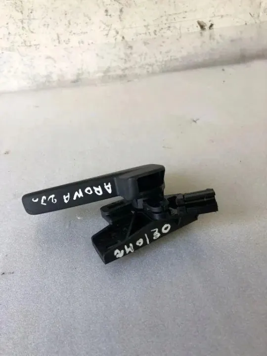 Poignée d'ouverture capot SEAT ARONA OEM 6T1823533 image 2