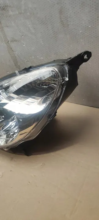 Peugeot 607 Vasemman puolen ajovalot Xenon image 3