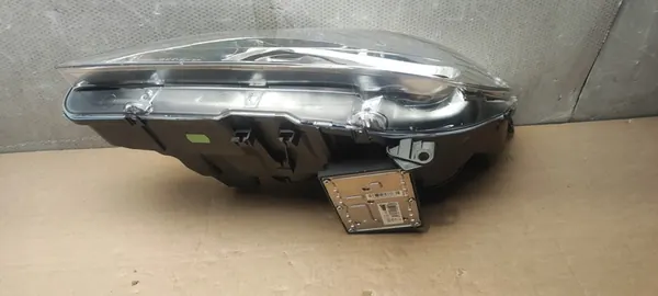 Peugeot 607 Vasemman puolen ajovalot Xenon image 4