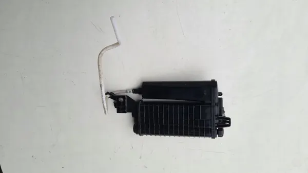 Koolstoffilterhuis OEM 3Q0201801C voor VW Arteon image 2