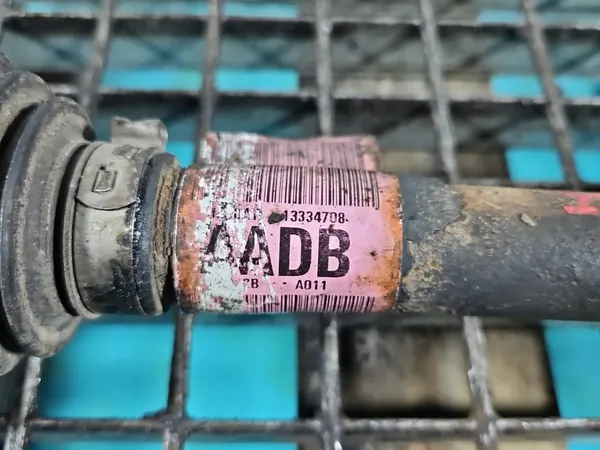 Vänster framaxel Chevrolet Cruze 1.6 16V Manuell image 4