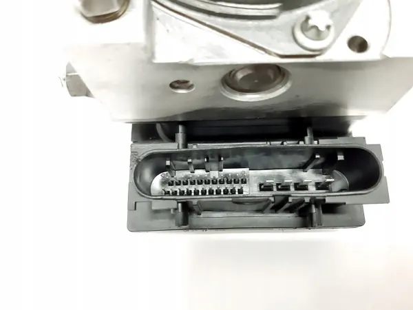 Renault ABS-pumppu OEM 0265231734 Käytetty image 5