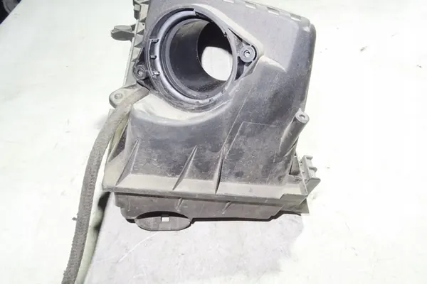 Ilmansuodattimen kotelo VW GOLF IV 1.9L Diesel 1J0129607AE image 3