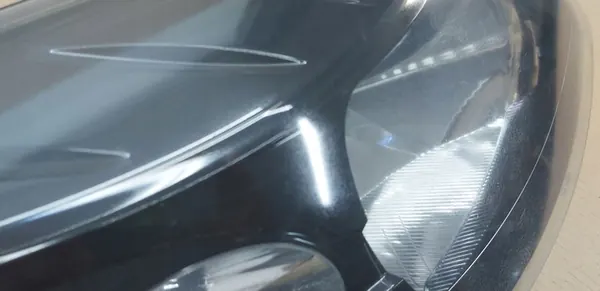 Oikea Etuvalaisin Dacia Sandero I Eurooppa 260104793R image 3