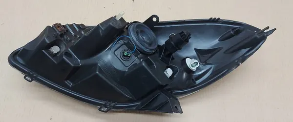 Oikea Etuvalaisin Dacia Sandero I Eurooppa 260104793R image 6