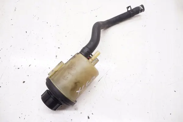 Servobehälter OEM 6g91-3r700-BC Volvo gebraucht image 2