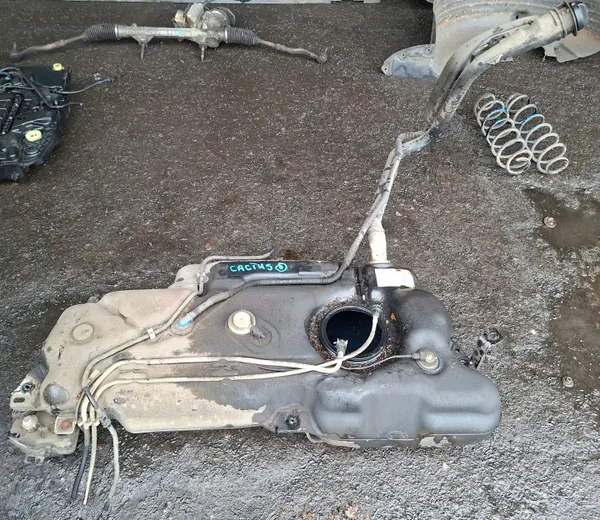 Kraftstofftank OEM 4078833B für Citroen C4 Cactus 1.6 image 2